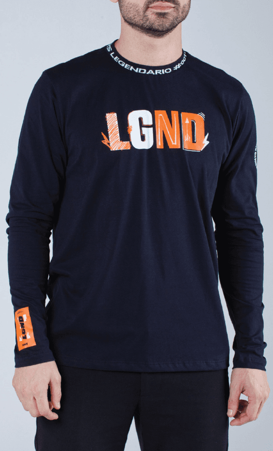 Camiseta Manga Longa com Gola Retilínea